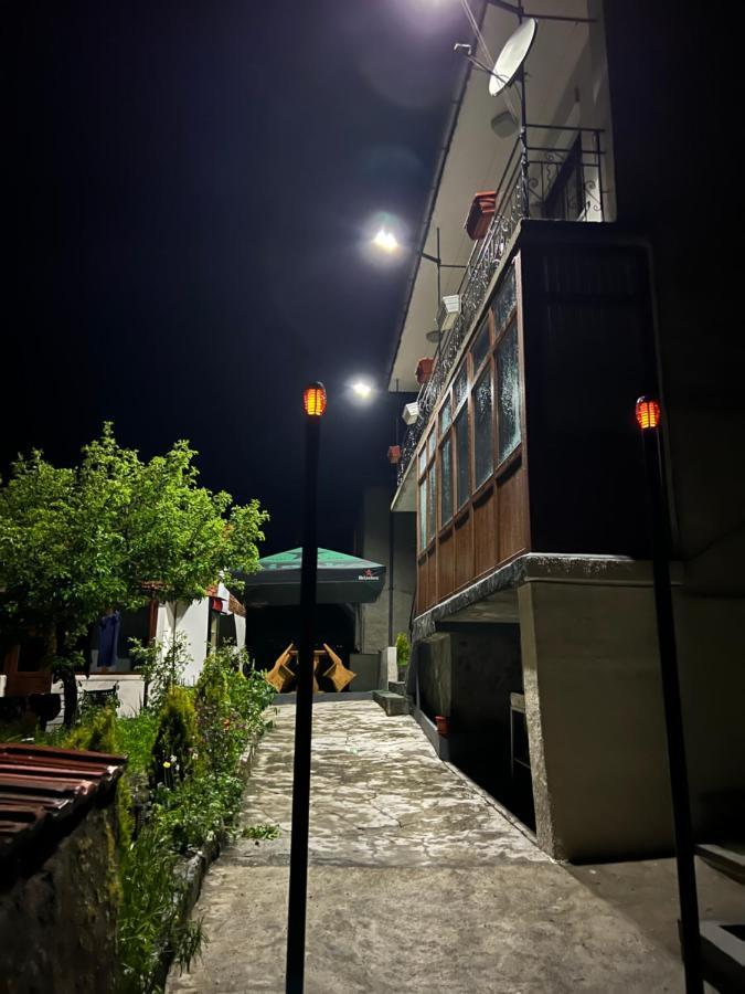 Къща За Гости "Домът На Краси" Yagodina Exterior foto